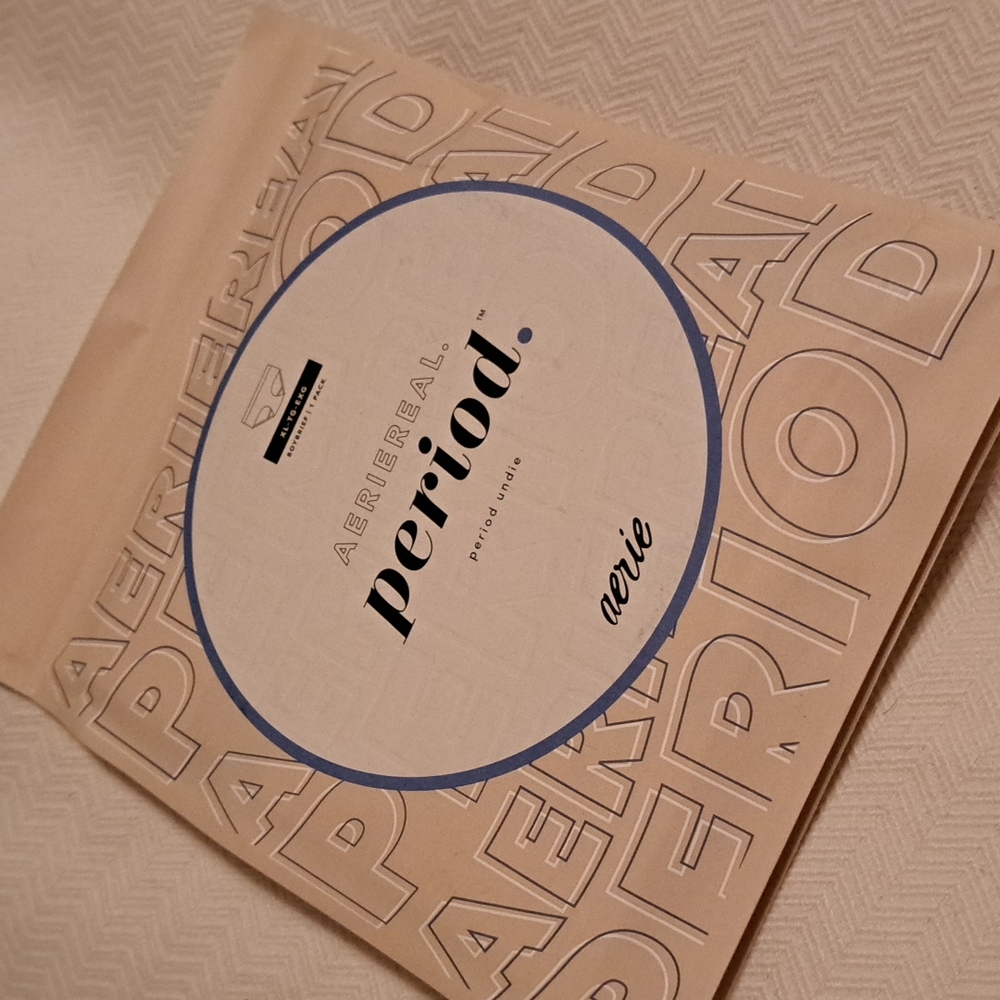 Aerie Period Boyfriend Black XL - unopened